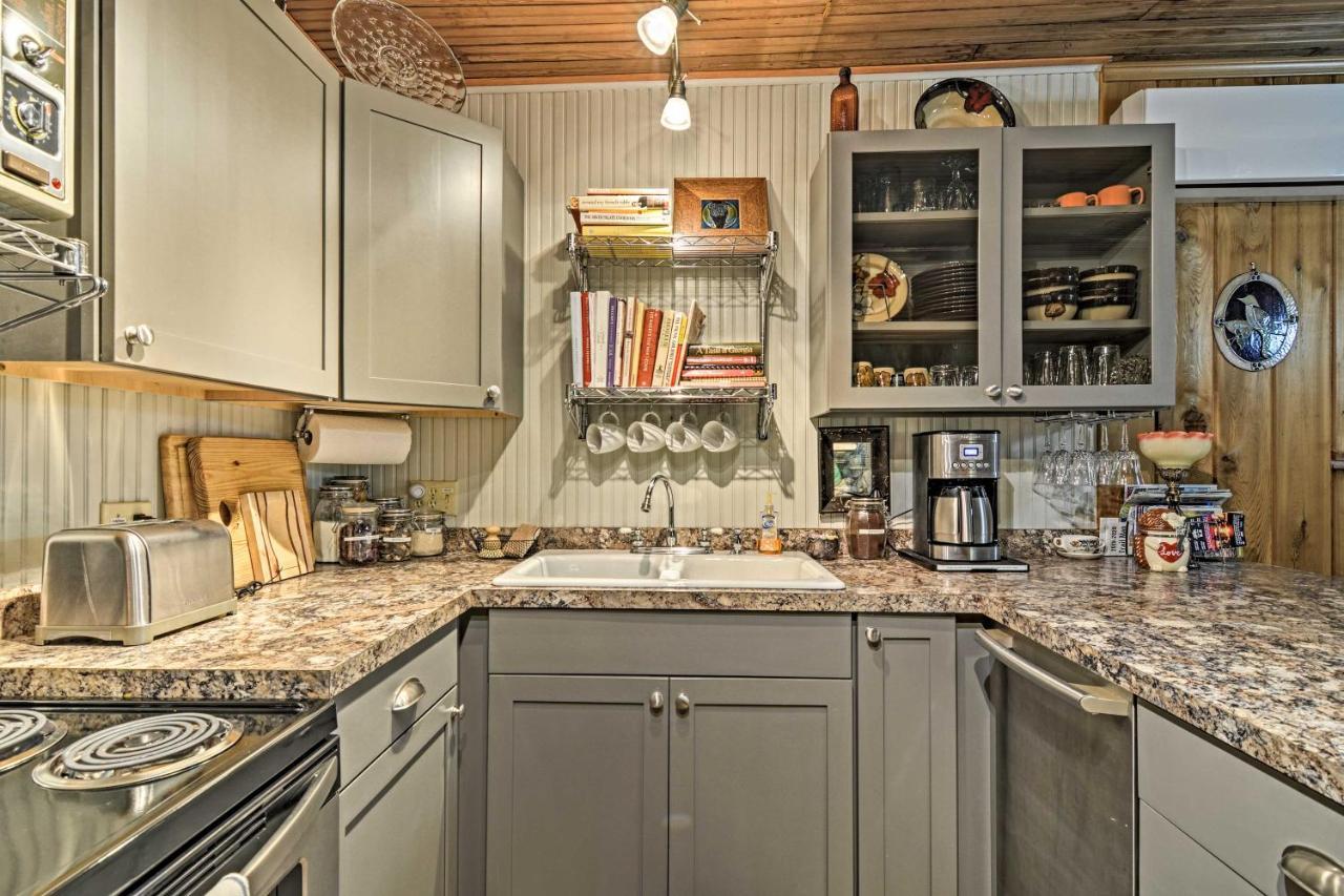Pet-Friendly One Crow Cottage In Harbor Springs! ภายนอก รูปภาพ