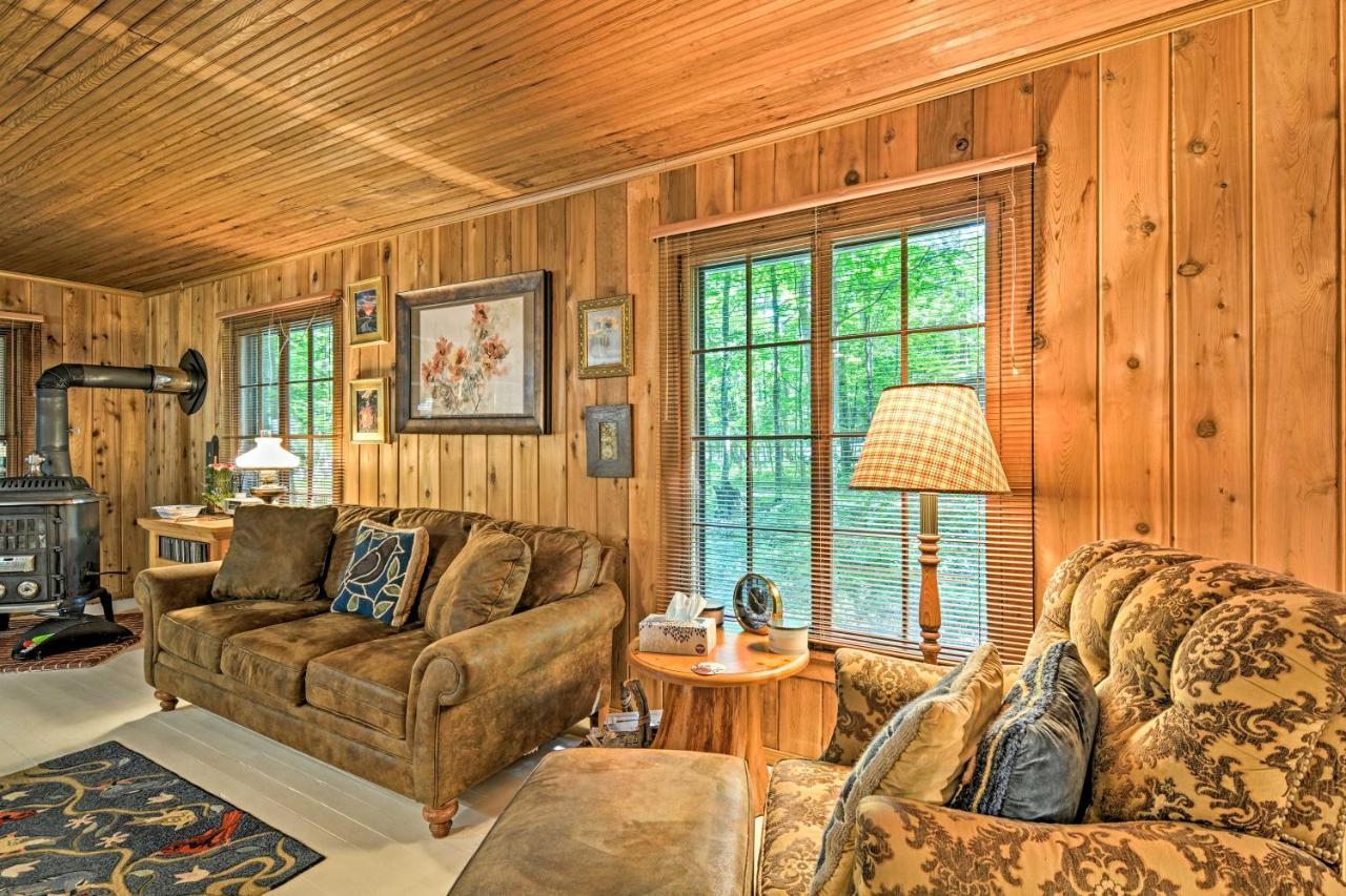 Pet-Friendly One Crow Cottage In Harbor Springs! ภายนอก รูปภาพ