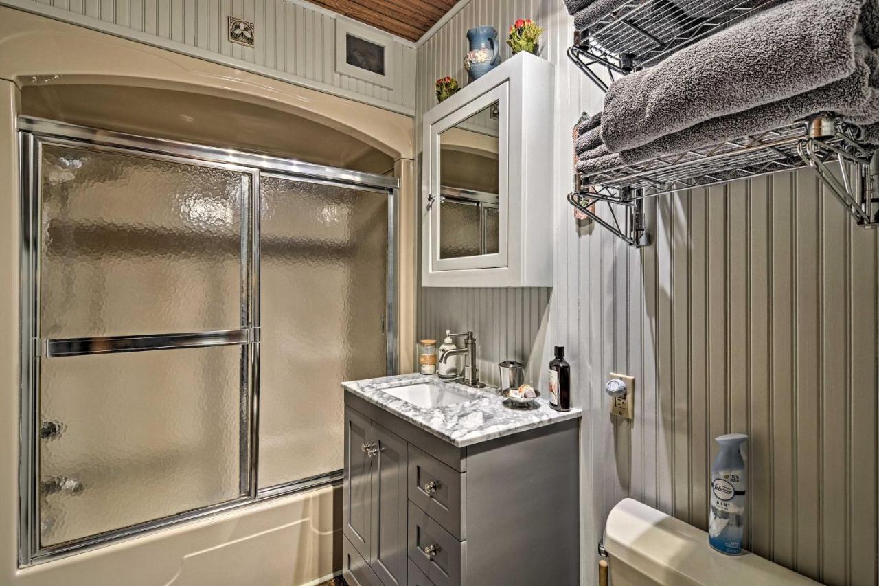 Pet-Friendly One Crow Cottage In Harbor Springs! ภายนอก รูปภาพ